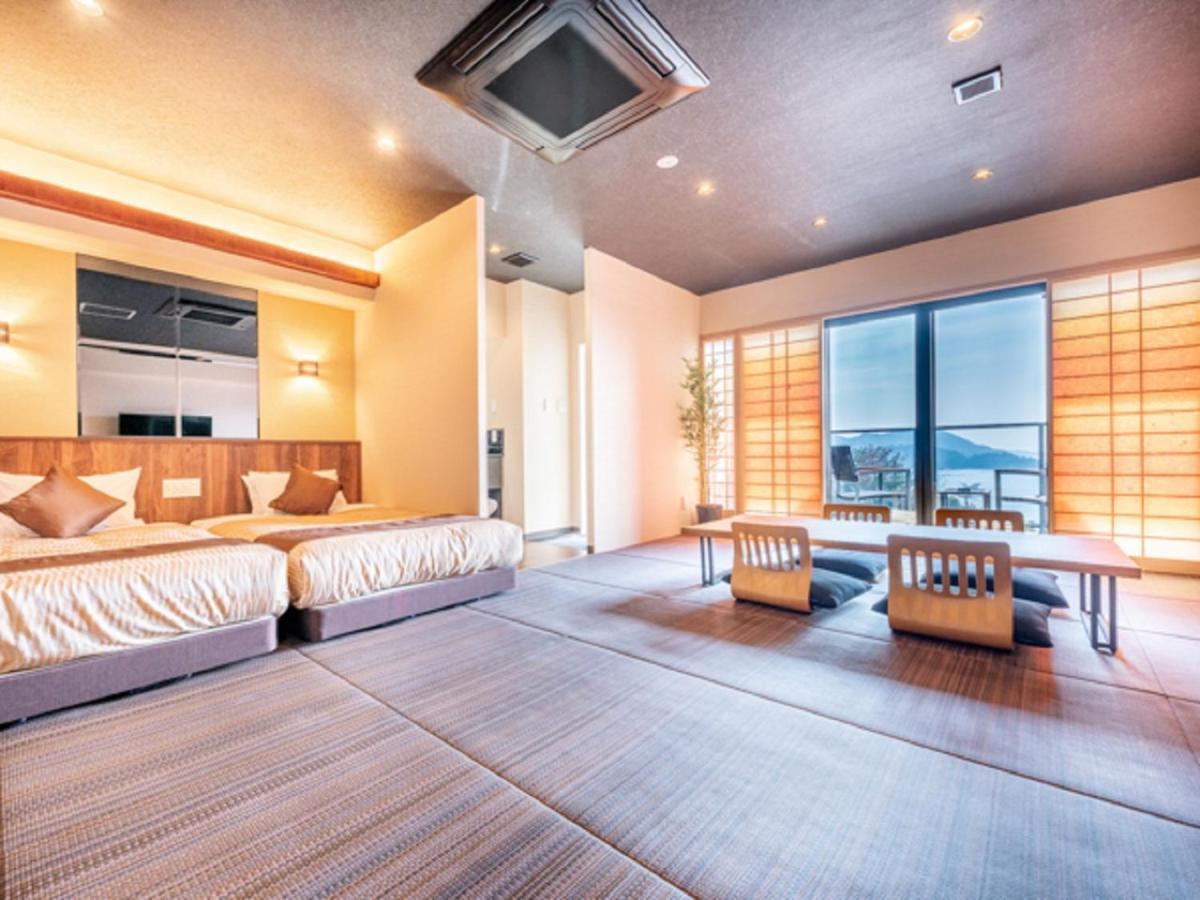 LiVEMAX RESORT Miyahama Onsen OCEAN Hatsukaichi Bagian luar foto